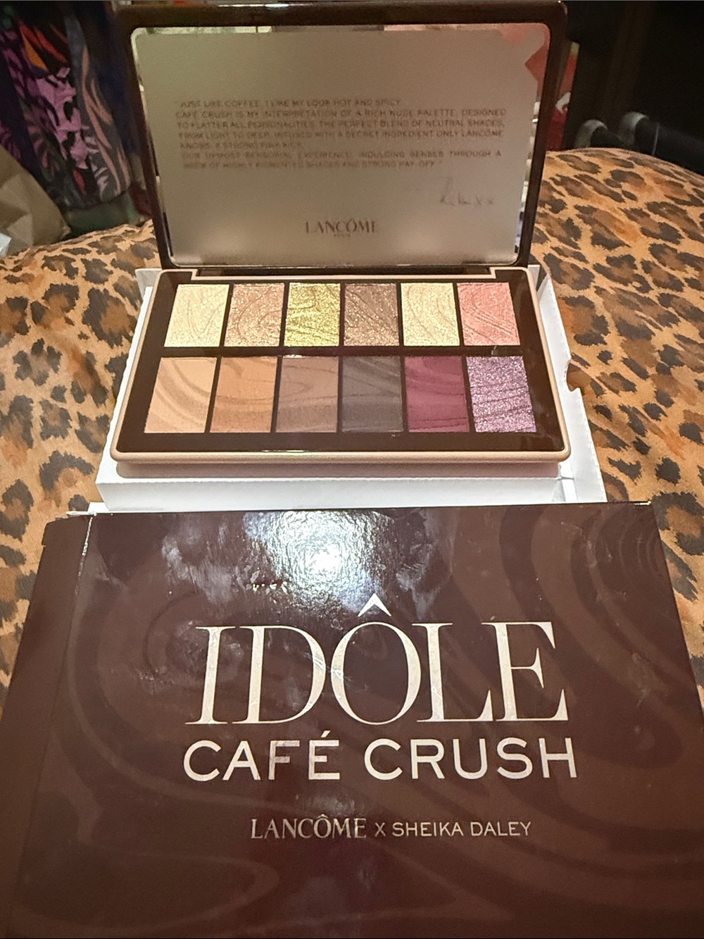 Idôle Café Crush Eyeshadow Palette — Warm Browns & Pink-Gold Shimmers